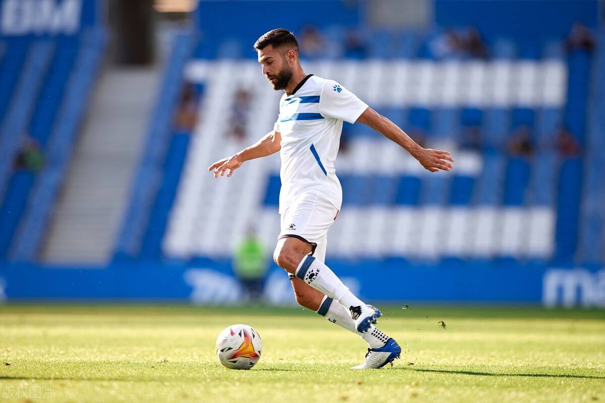 详细阅读:金年会登录入口-今晚法甲传出新动向,皇家社会主帅复盘,管理层表态——话题不断,更衣室氛围转暖的简单介绍-金年会登录入口 金年会登录入口-今晚法甲传出新动向,皇家社会主帅复盘,管理层表态——话题不断,更衣室氛围转暖的简单介绍-金年会登录入口